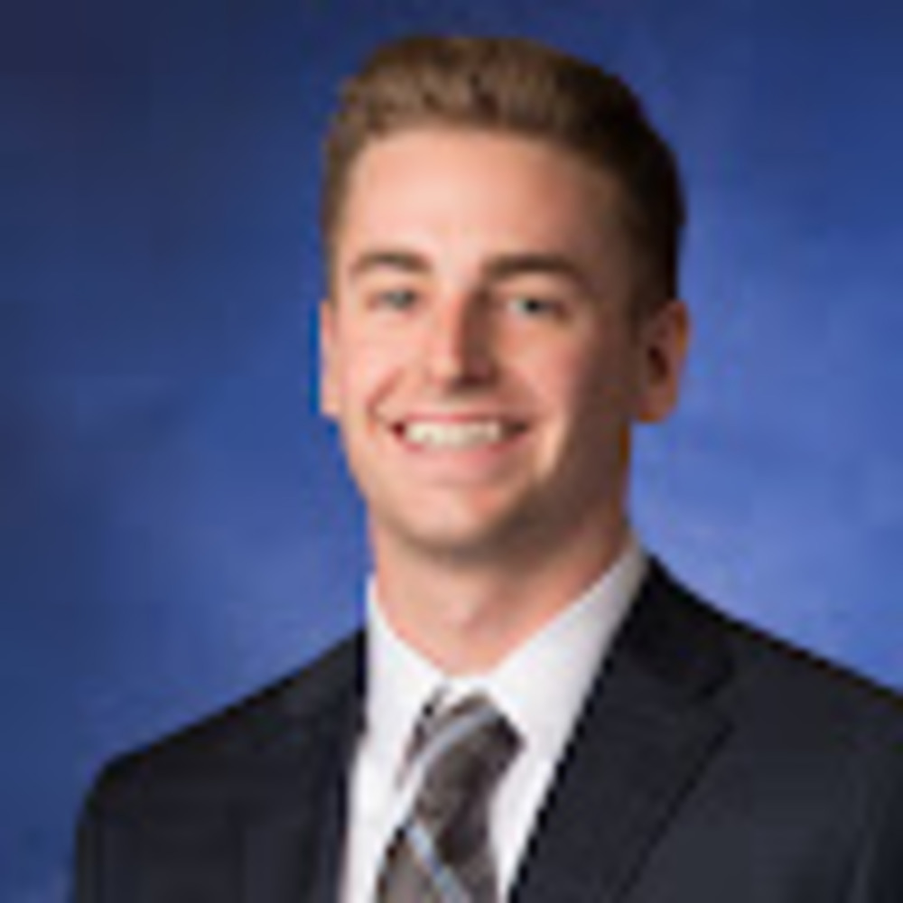 Meet your Posher, Dustin